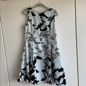 WORN ONCE Lamantine Paris girls dress size 4 years